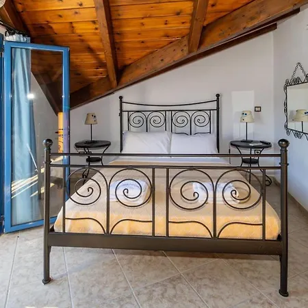 Veranda Mare * Agia Efimia